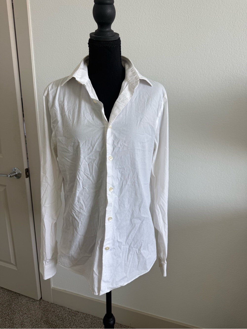 Express White Long-Sleeve Button-Up Dress Shirt